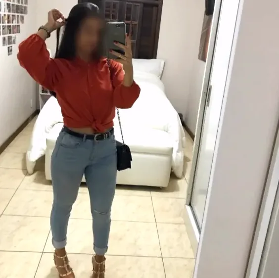 Abigail, 34