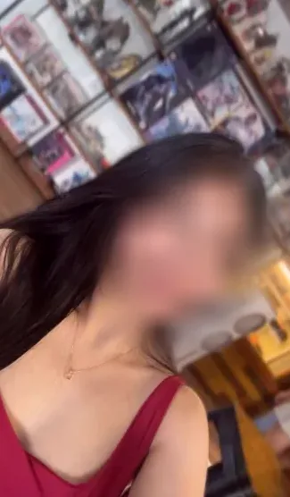 Aisha, 28
