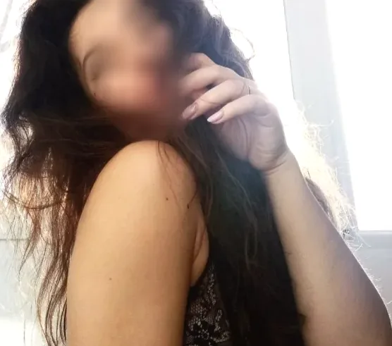 Amelia, 35