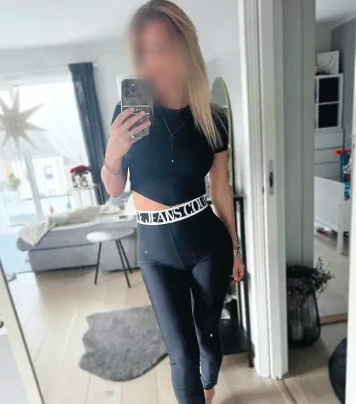 Hannah, 32