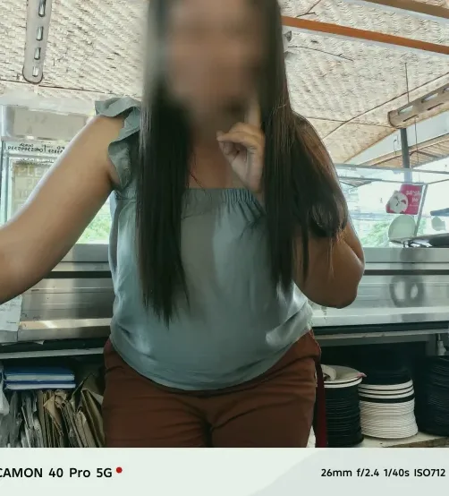 Lucy, 33